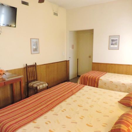 Hotel Galicia Trelew Dış mekan fotoğraf