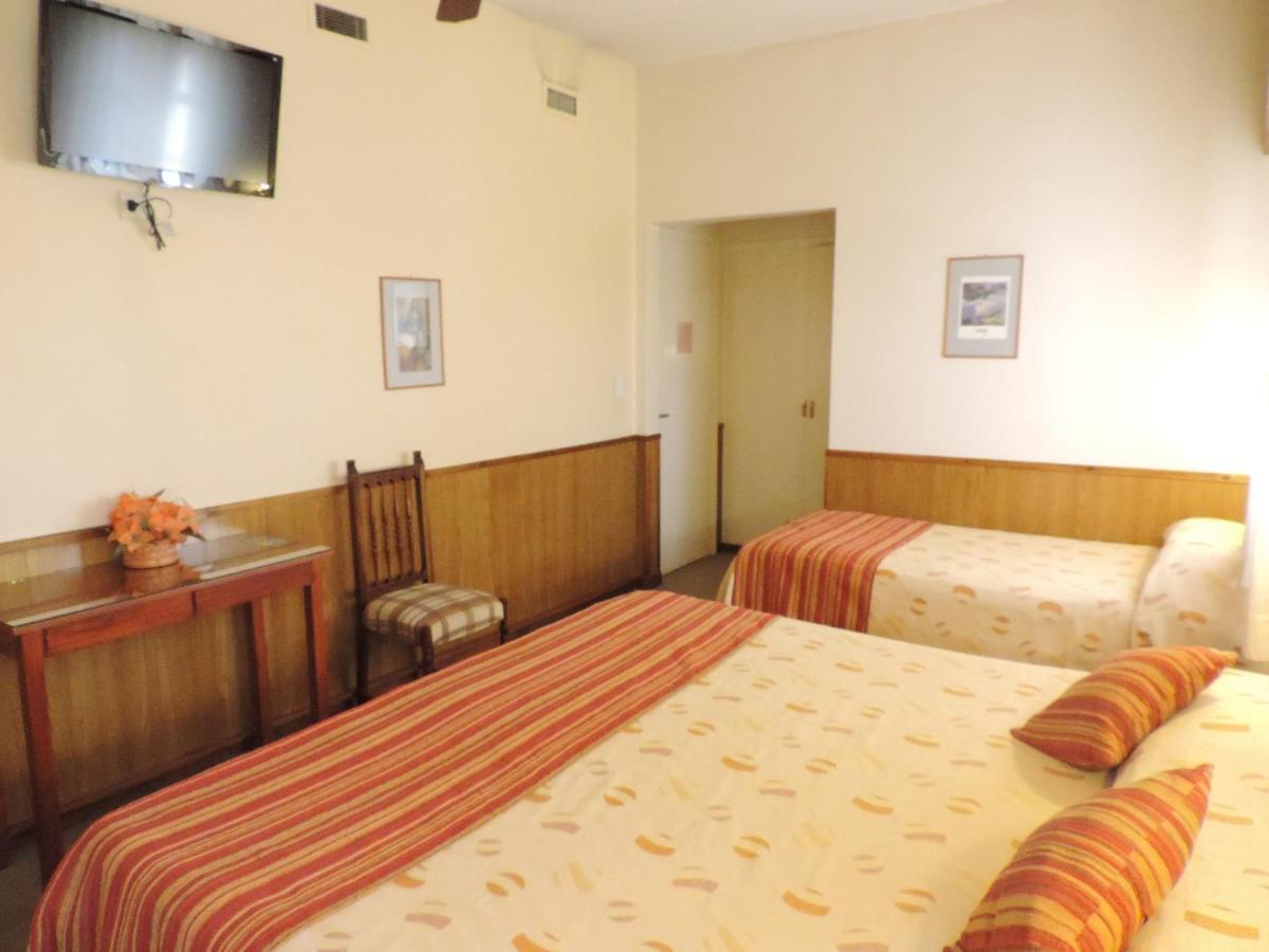 Hotel Galicia Trelew Dış mekan fotoğraf